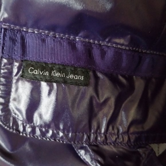 Calvin Klein Jeans Puffy Jacket - Picture 2 of 9
